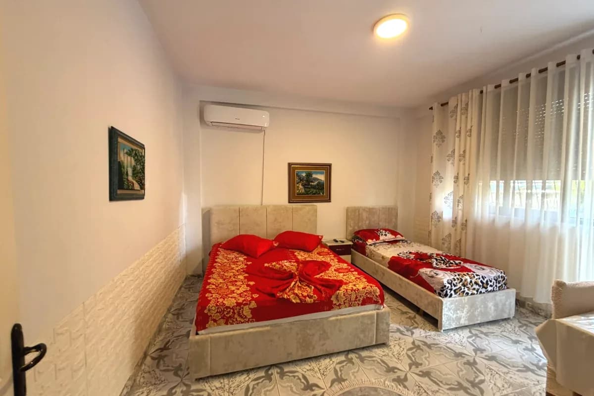 JEPET ME QIRA APARTAMENTI NE PLAZH ILIRIA,DURRES