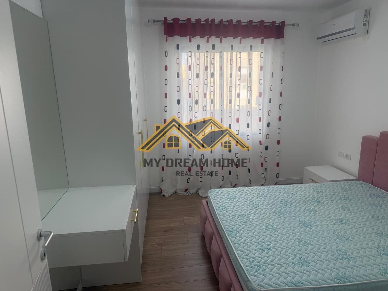 Jepet me qera apartament 2+1, Stacioni i Trenit, Durrës 3