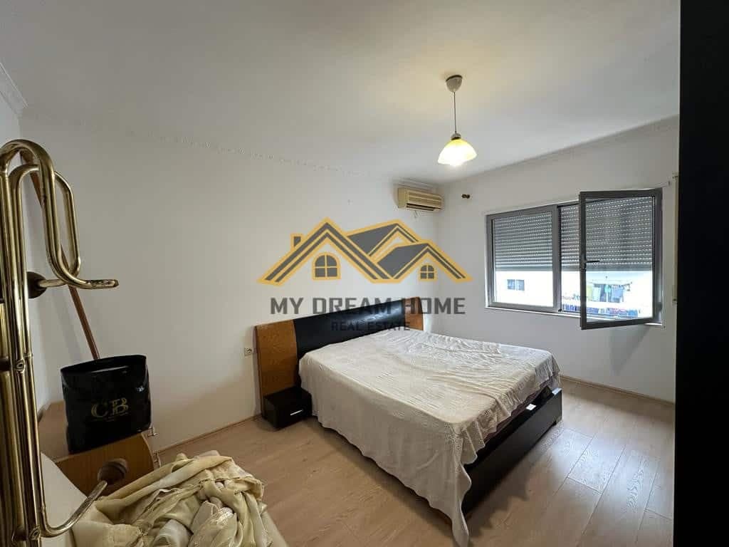 SHITET APARTAMENT 2+1+2 NE QENDER DURRESIT 4