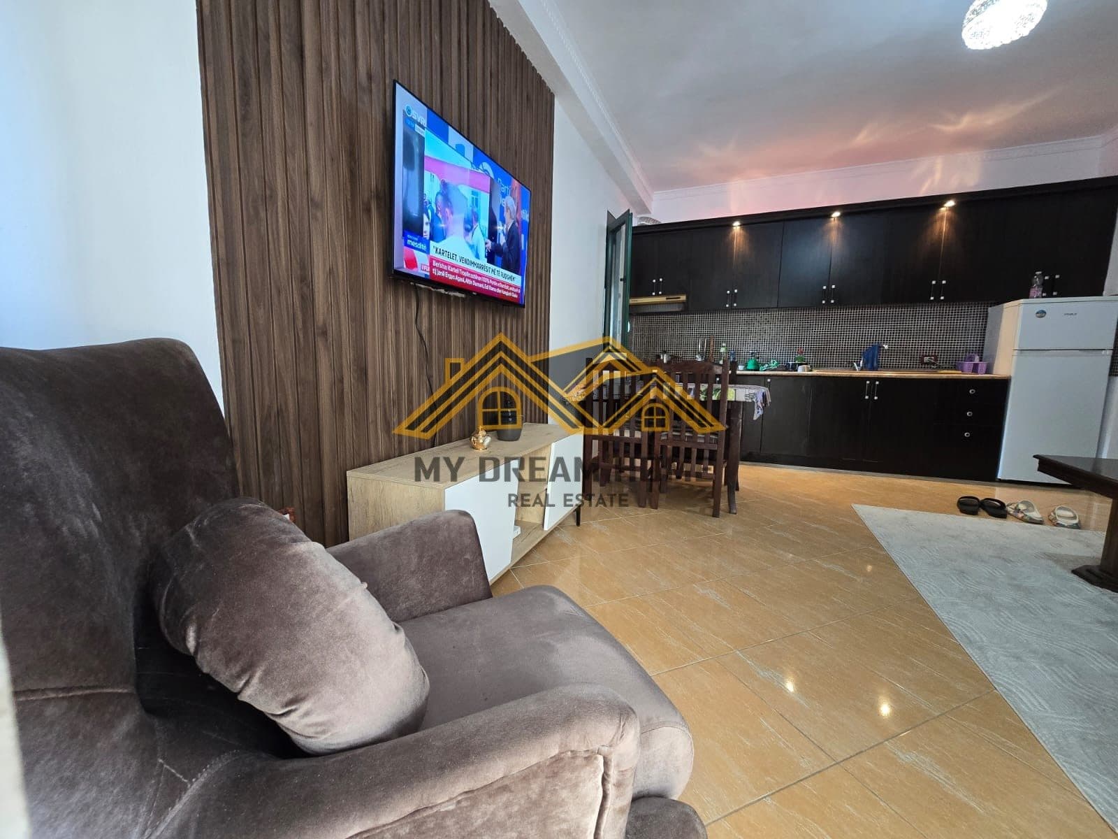 SHITET APARTAMENT 1+1 MALI ROBIT PRAN KLAJDI RESORT!
