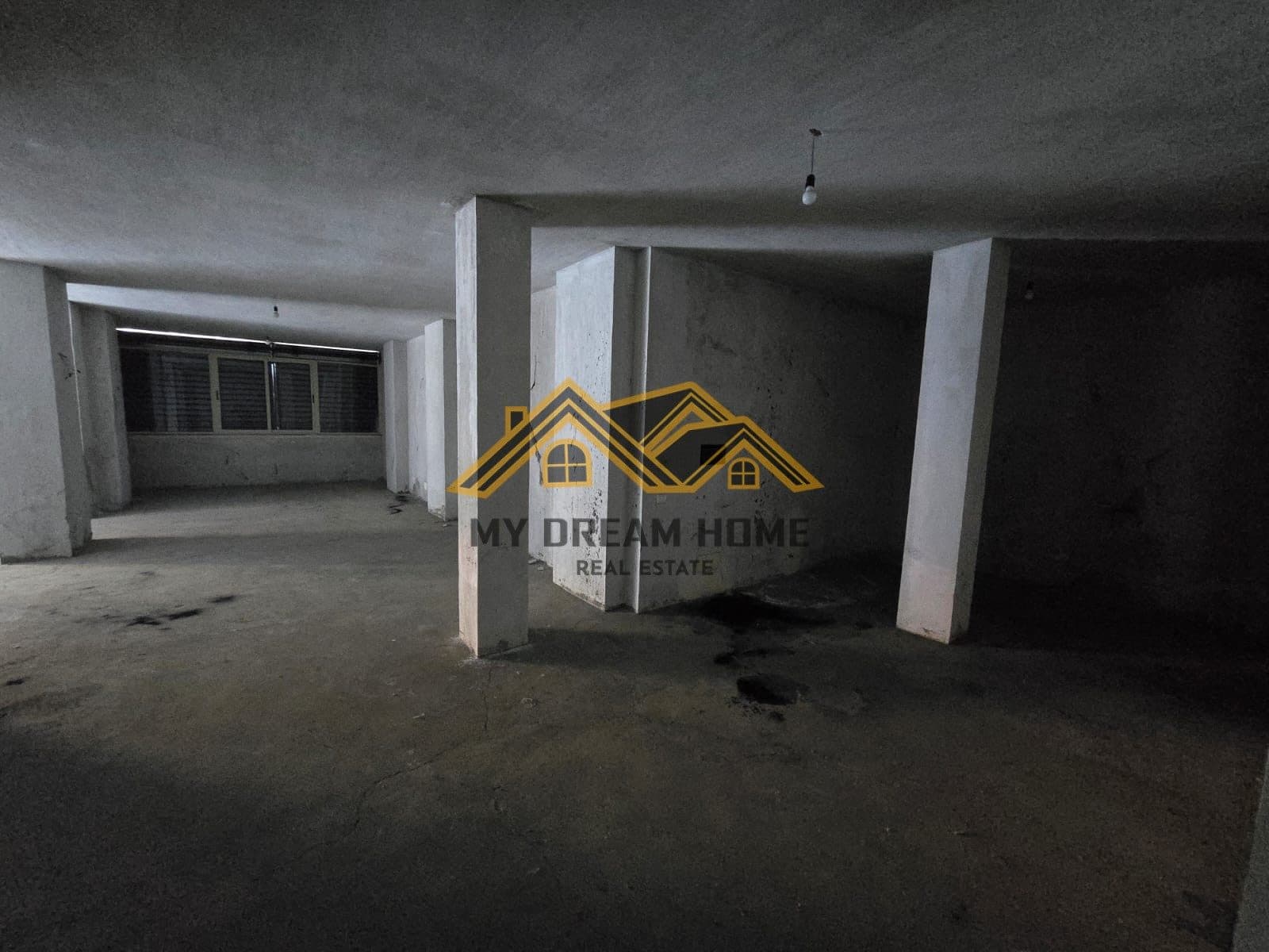 SHITET AMBIENT KOMERCIAL QENDER DURRES! 3