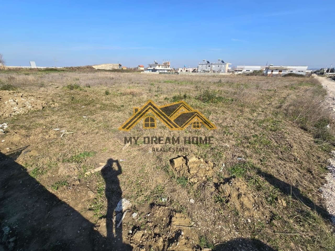 TOKE PER SHITJE NE XHAFZOTAJ-DURRES!