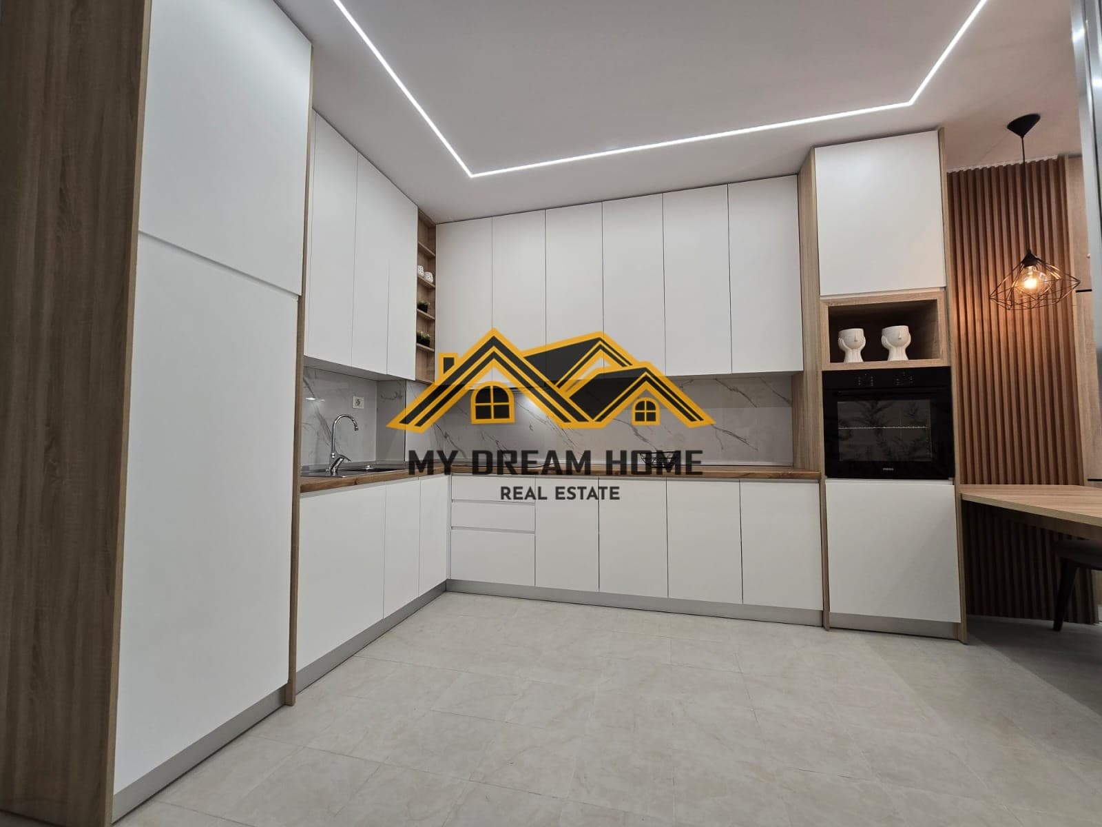 SHITET SUPER APARTAMENT 1+1 NE VOLLGA