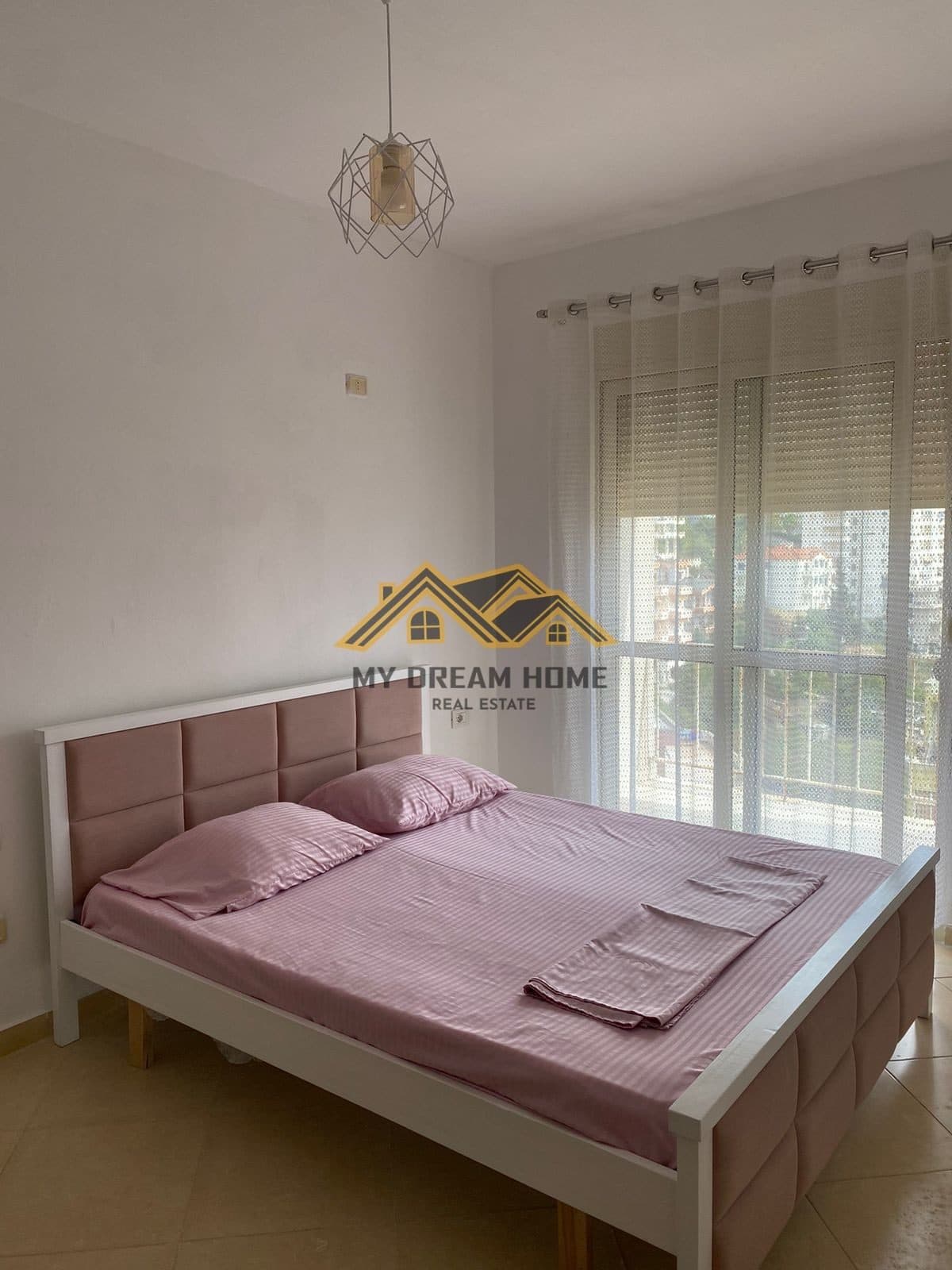 APARTAMENT 1+1 NE SHITJE ME PAMJE DETI TEK SHKEMBI KAVAJES ! 2