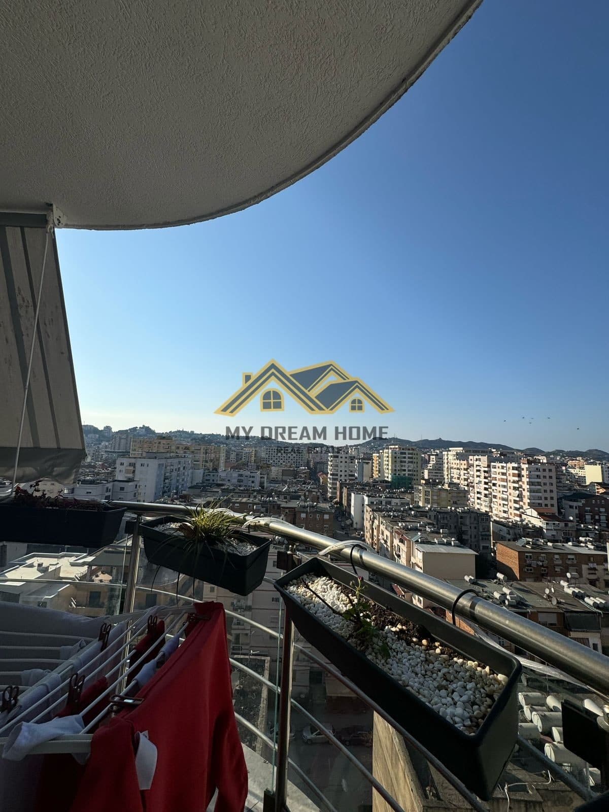 Shitet Super apartament 3+1+Garazhd i investuar, Qender Durres. 3
