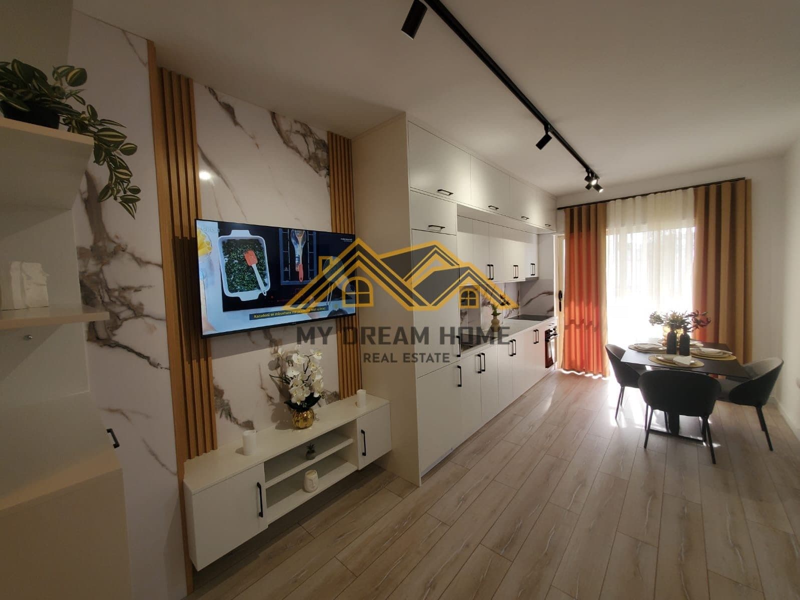 Apartament 1+1 Për Shitje Tek Rrota e Kuqe Plazh, Durrës
