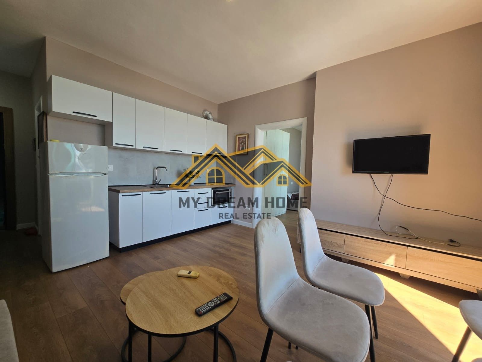 SHITET APARTAMENT TEK SHKEMBI KAVAJES DURRES! 3