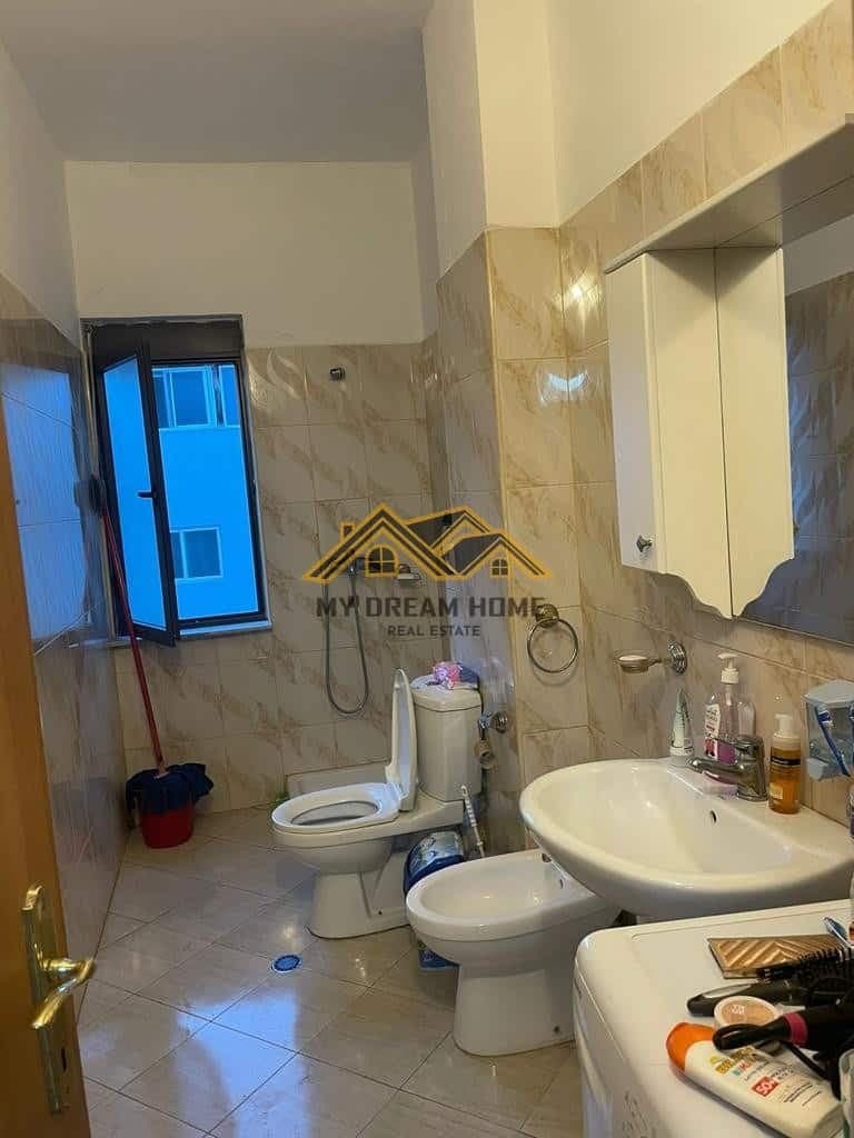 SHITET APARTAMENT 2+1 PLAZH DURRES! 3