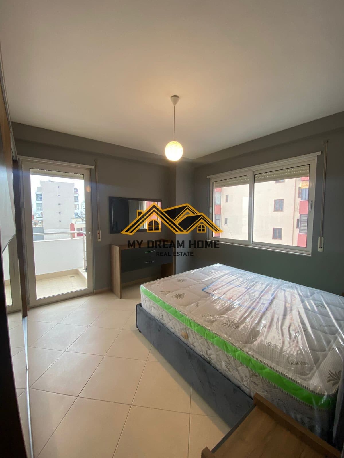 SHITET APARTAMENT 2+1+2 TEK ISH RAJONIT TE POLICISE !!! 2