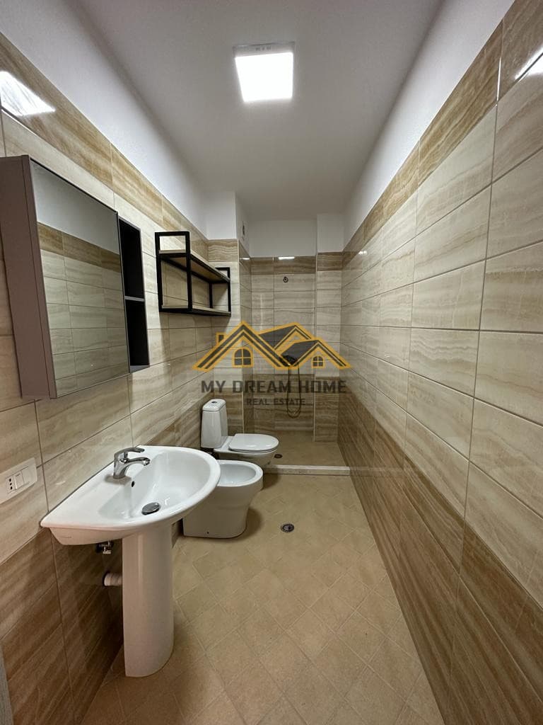 JEPET ME QERA APARTAMENT 1+1 PRANE TREGUT TE FRUTA PERIMEVE, DURRES !