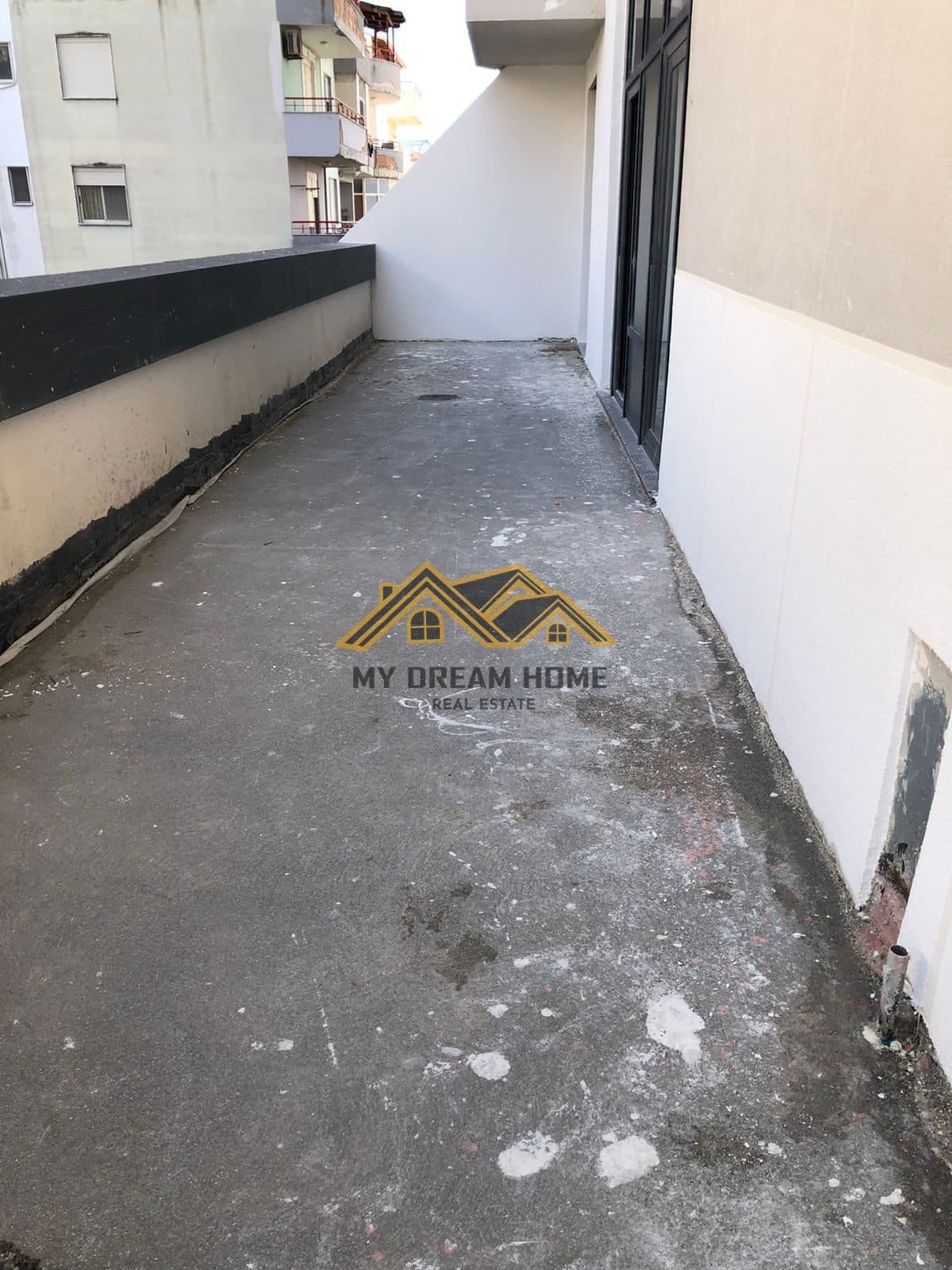SHITET APARTAMENT 2+1+2 TE VOLLGA DURRES