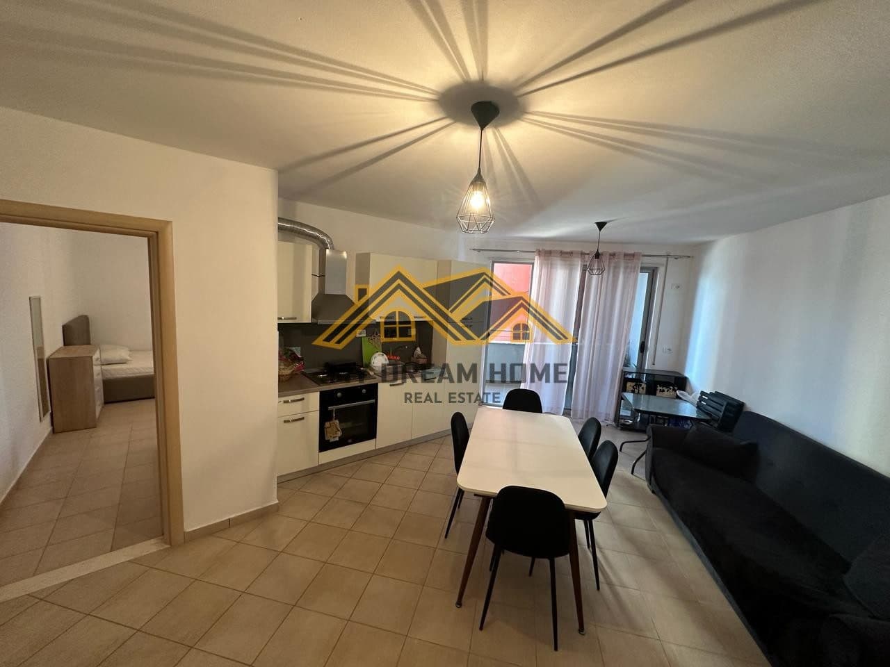 Shitet apartament 1+1 ne Shkemb te Kavajes.