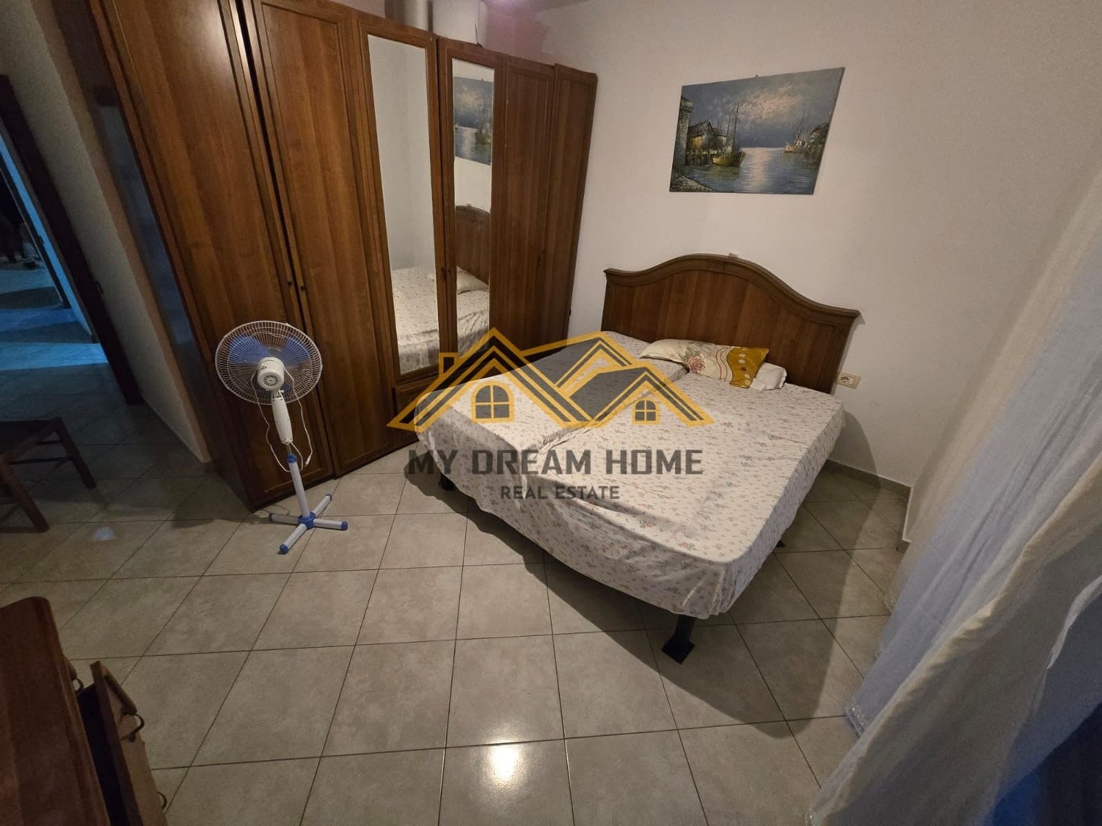 SHITET APARTAMENT 2+1 TEK ISH FABRIKA E BUKES DURRES!