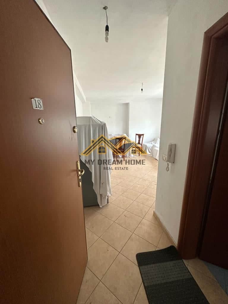 SHITET APARTAMENT 1+1 AFER URES DAJLANIT PLAZH DURRES! 4