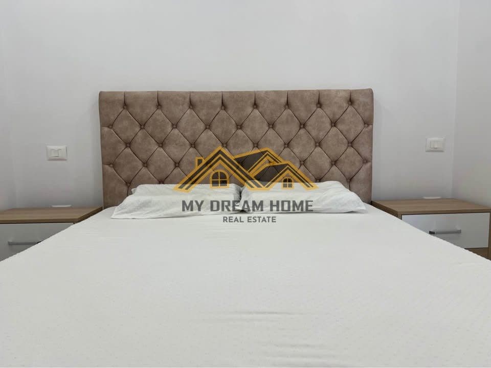 APARTAMENT 1+1 NE QENDER DURRES, PER SHITJE! 2