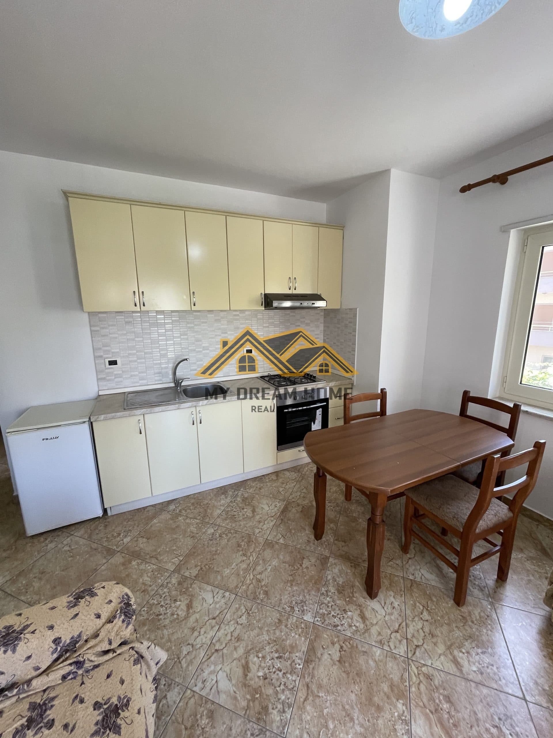 SHITET APARTAMENT 1+1 NE PLAZH RROTA KUQE! 3
