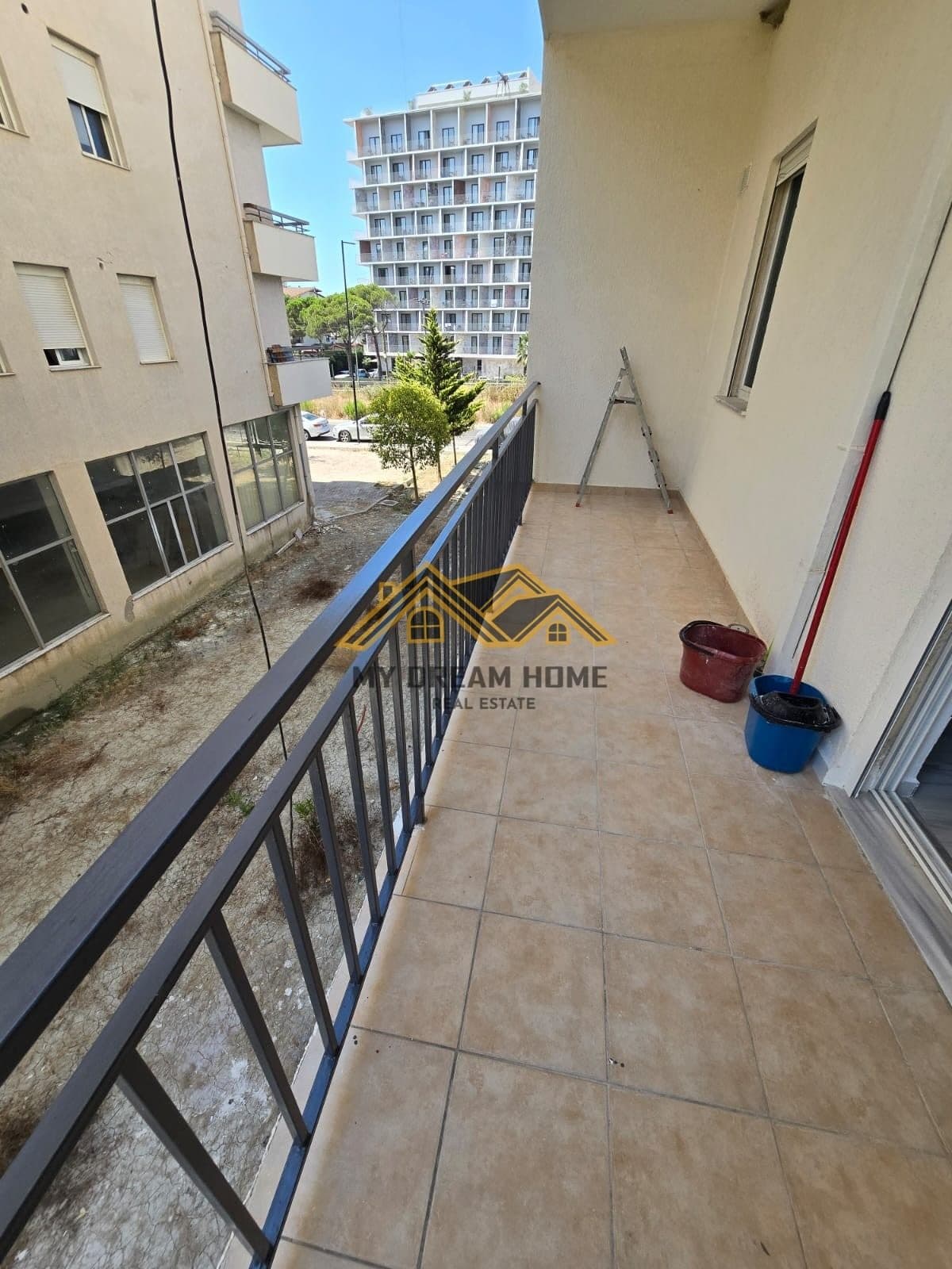 SHITET APARTAMENT 2+1 TEK SHKEMBI I KAVAJES!! 4