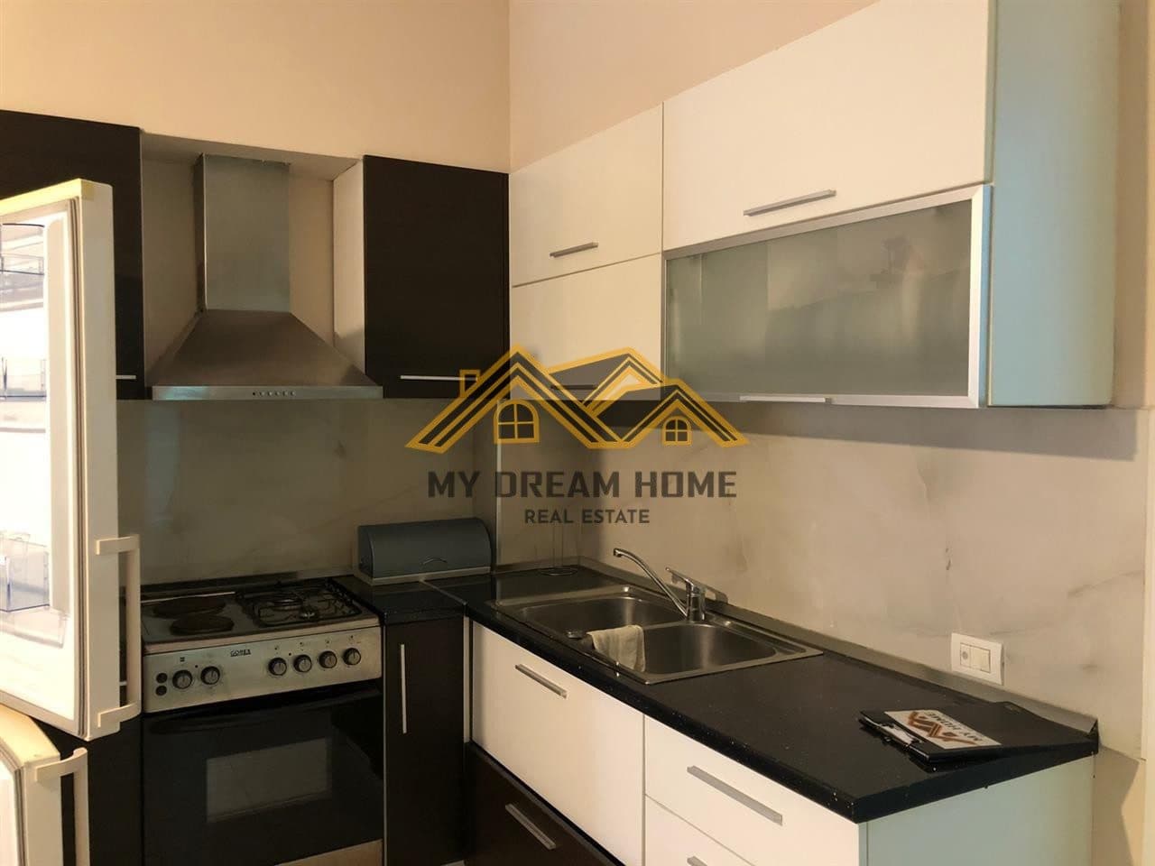 SHITET APARTAMENT 1+1 ME PAMJE NGA DETI NE PLAZH! 4