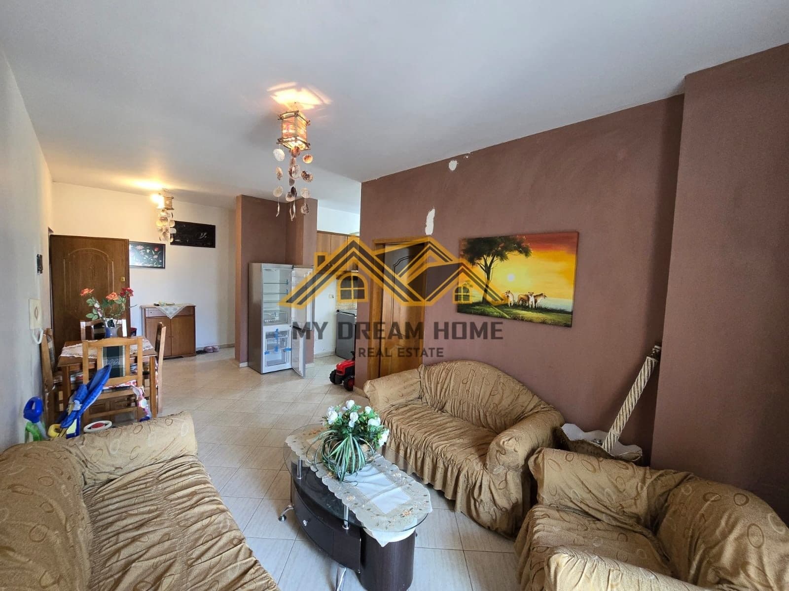 SHITET APARTAMENT 1+1 TEK SHKEMBI I KAVAJES!!