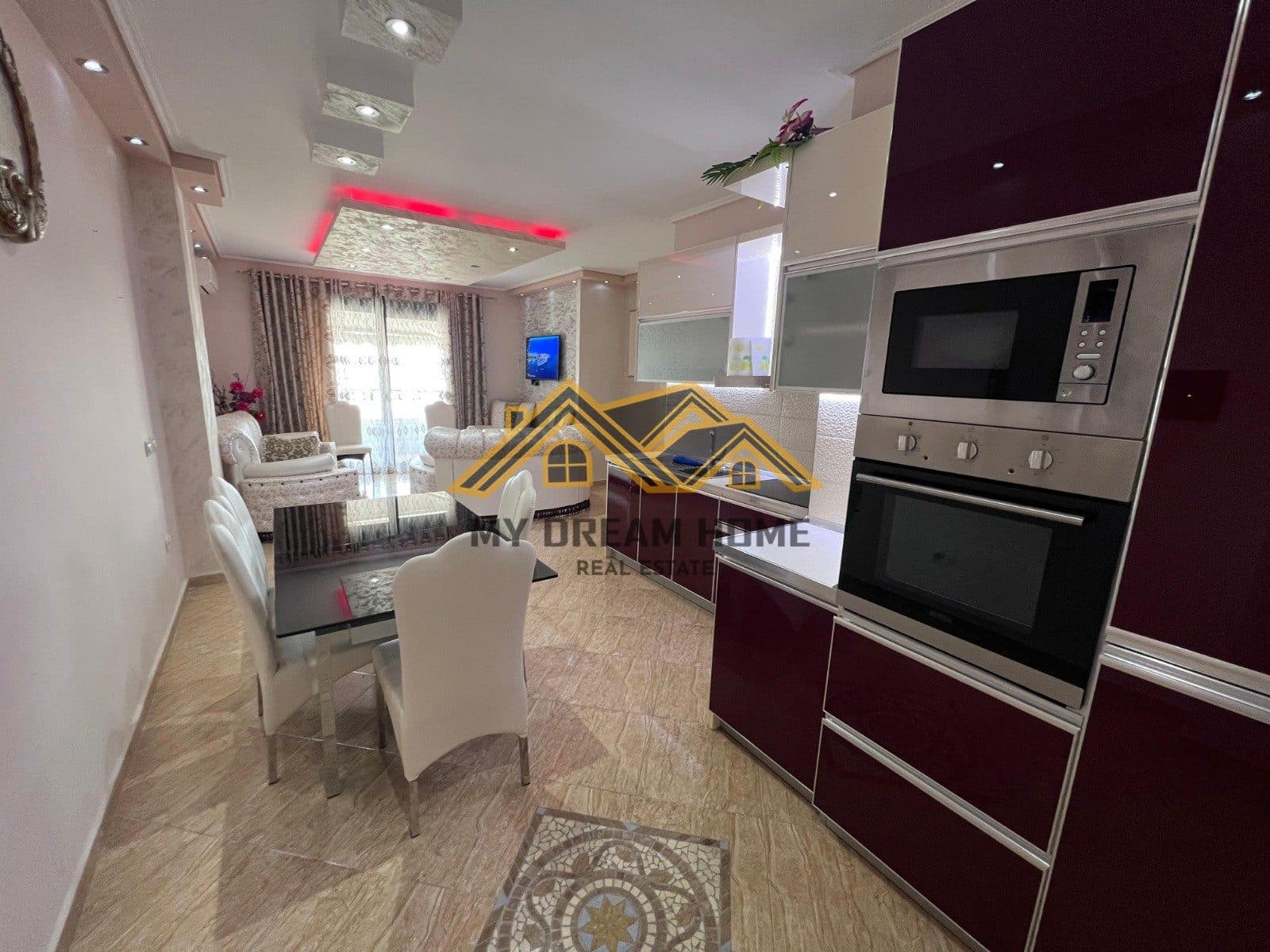 Jepet Apartament 2+1+2 Me Qira tek Galaktiku, Durrës!!