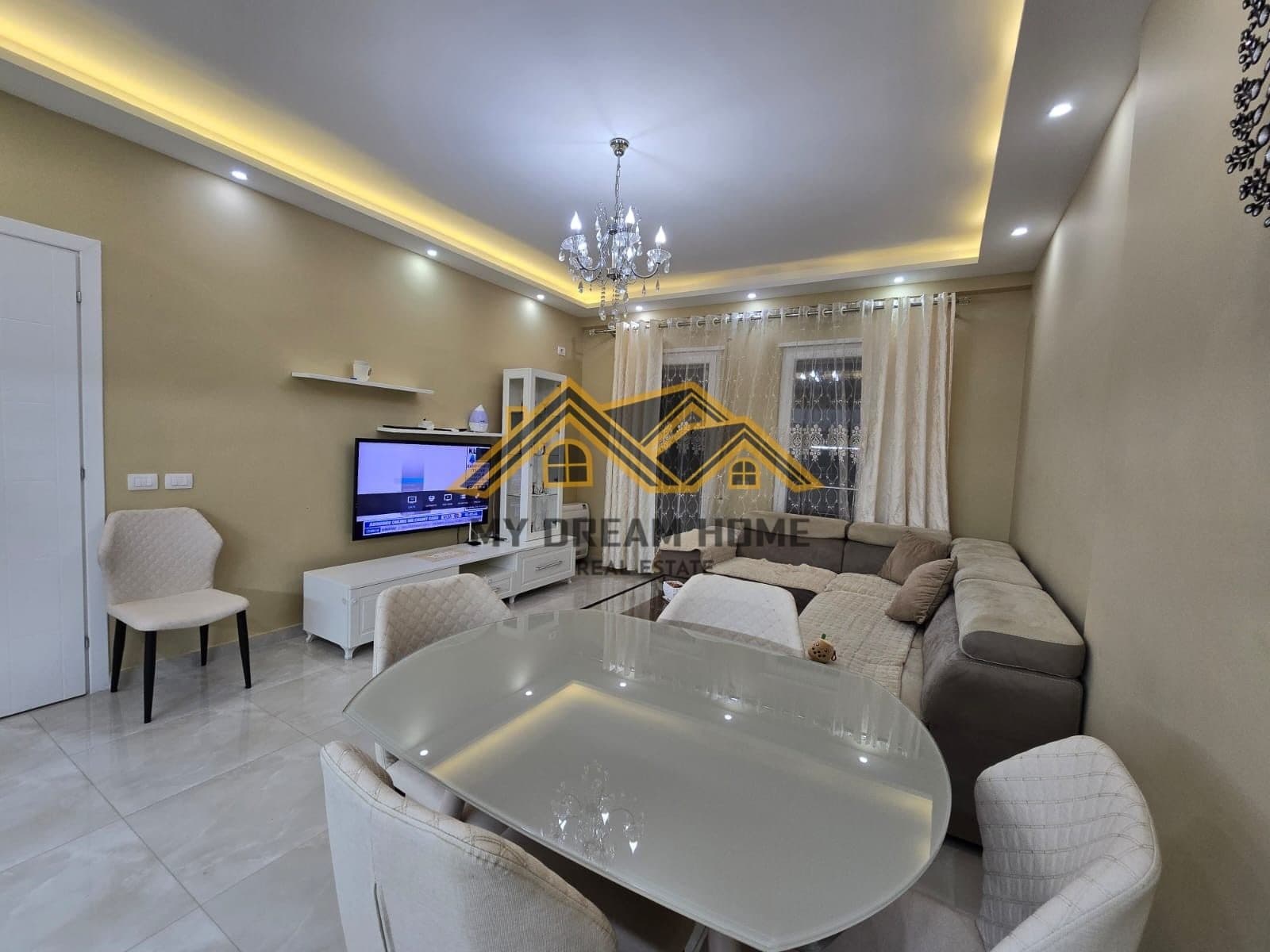 SHITET APARTAMENT 2+1+2 NE QENDER TE DURRESIT 3