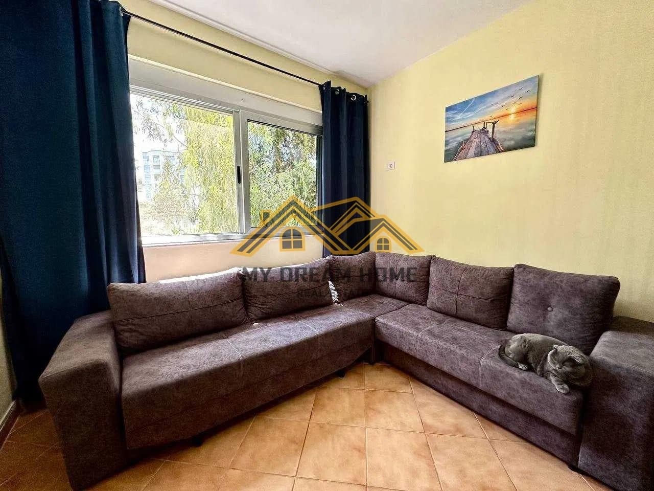 GARSONIERE PER SHITJE TEK SHKEMBI I KAVAJES ! 3