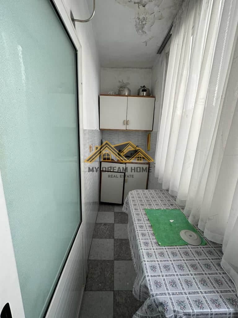 SHITET APARTAMENT 2+1 TEK SPITALI AMERIKAN, DURRES! 3