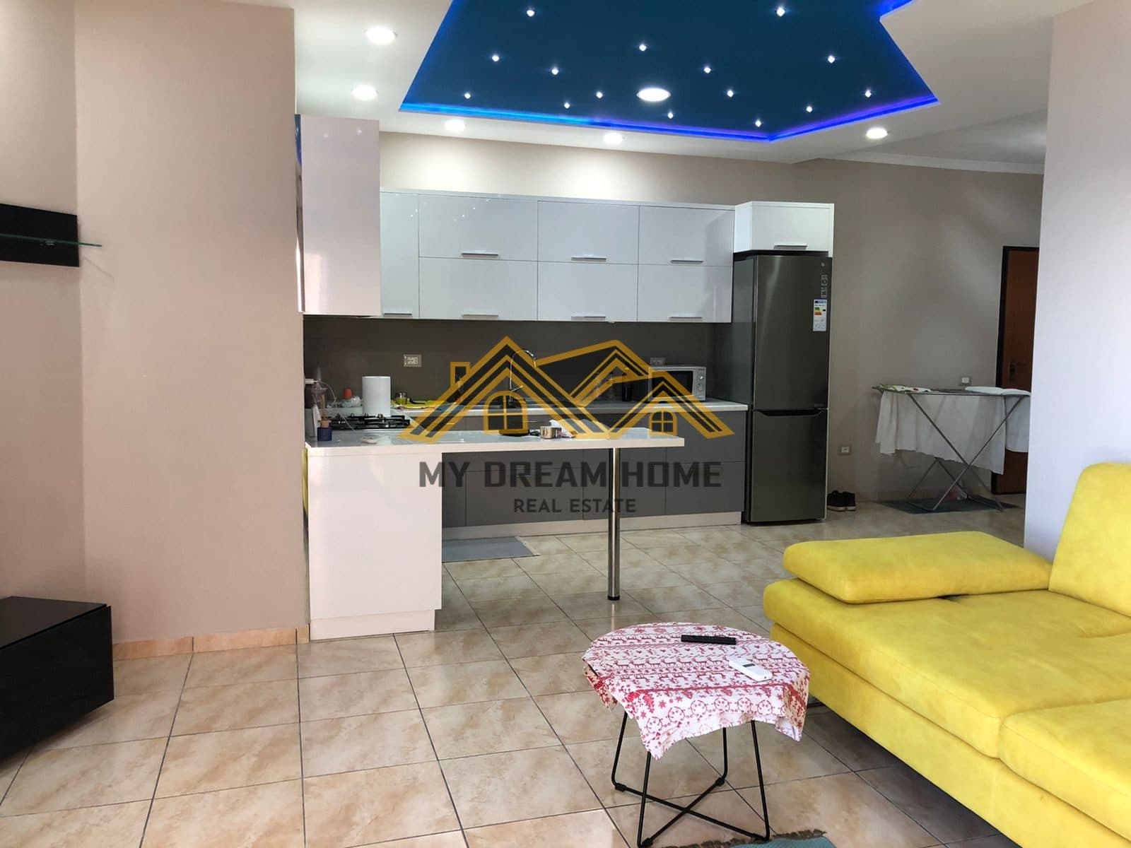 SHITET APARTAMENT 1+1 SHKEMBI KAVAJES ME PAMJE DETI, VIJE E PARE 3