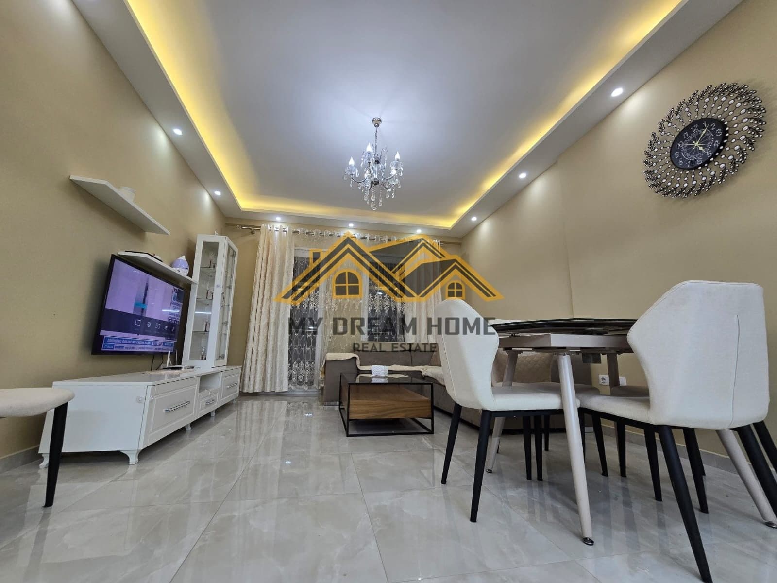 SHITET APARTAMENT 2+1+2 NE QENDER TE DURRESIT
