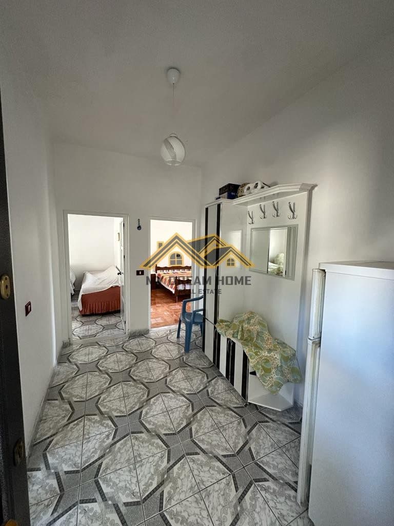 SHITET APARTAMENT 1+1 NE DURRES AFER STACIONIT TRENIT ! 3