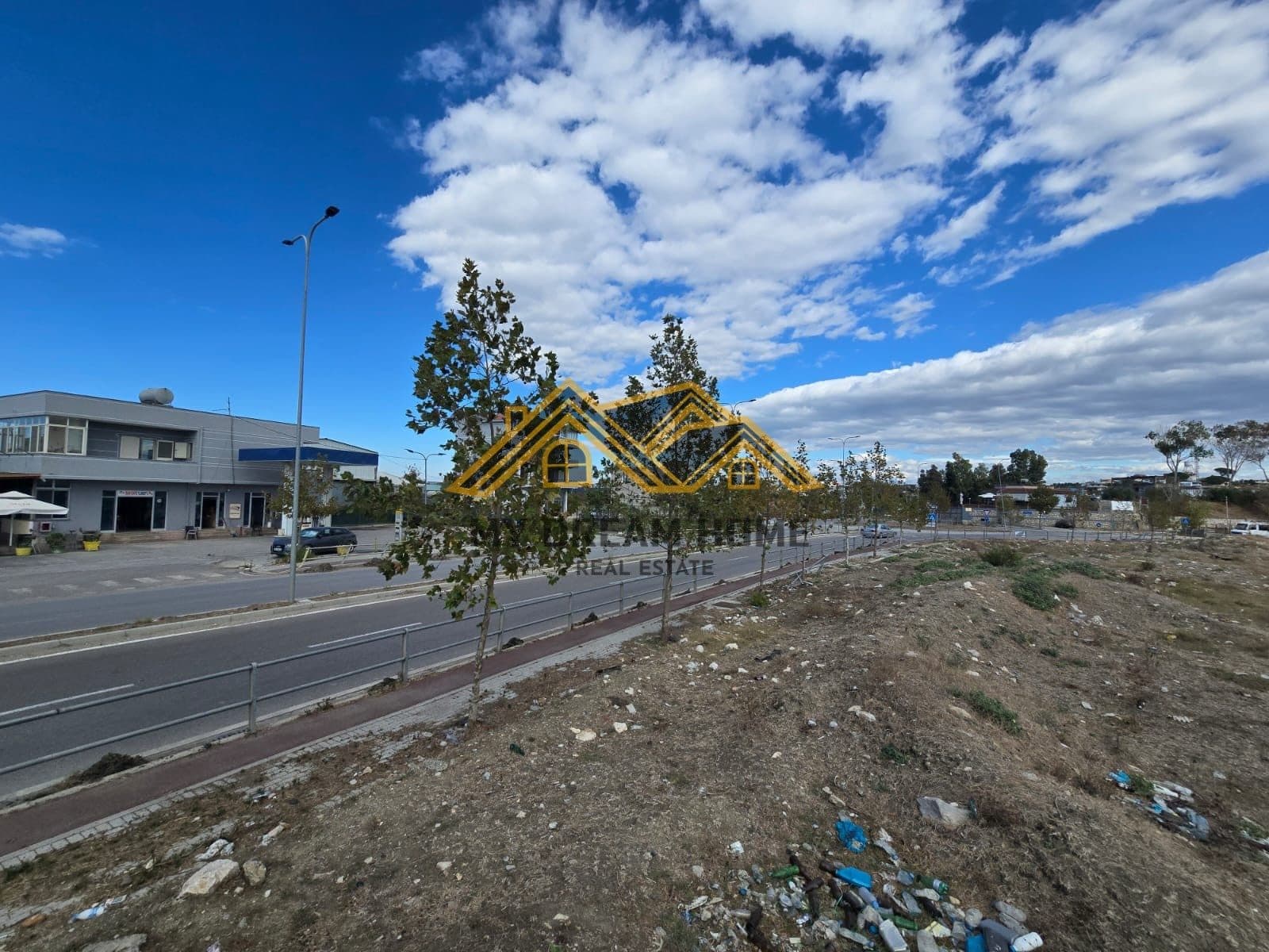 SHITET TOKE TRUALL SPITALLE DURRES BUZE RRUGES 2