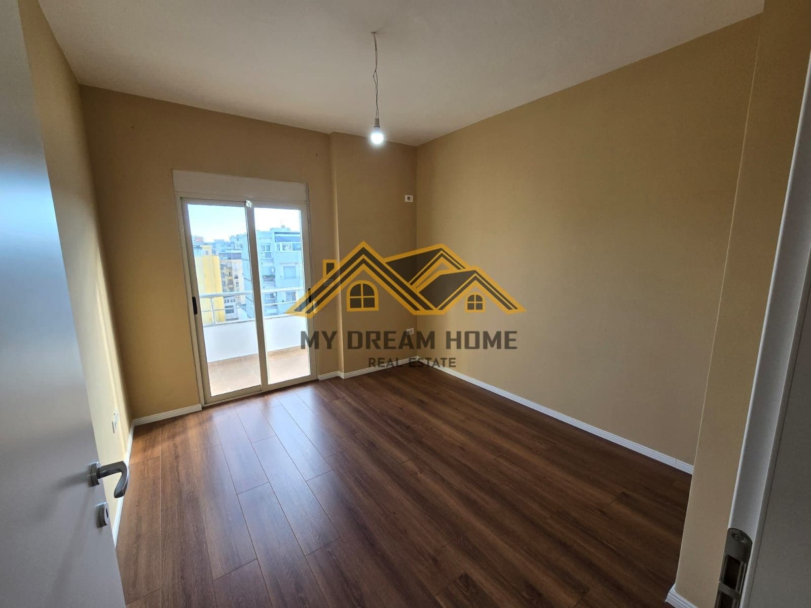 APARTAMENT 2+1 TE POLICIA NE DURRES, PER SHITJE ! 4