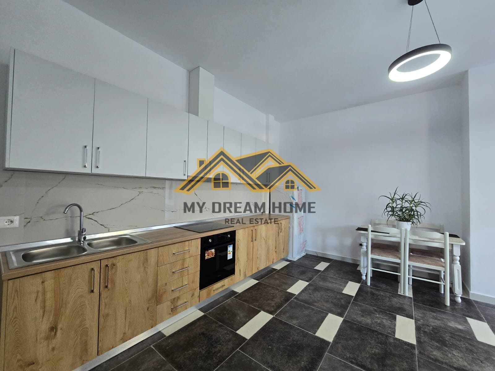 SHITET APARTAMENT 1+1 PLAZH ILIRIA, DURRES! 2