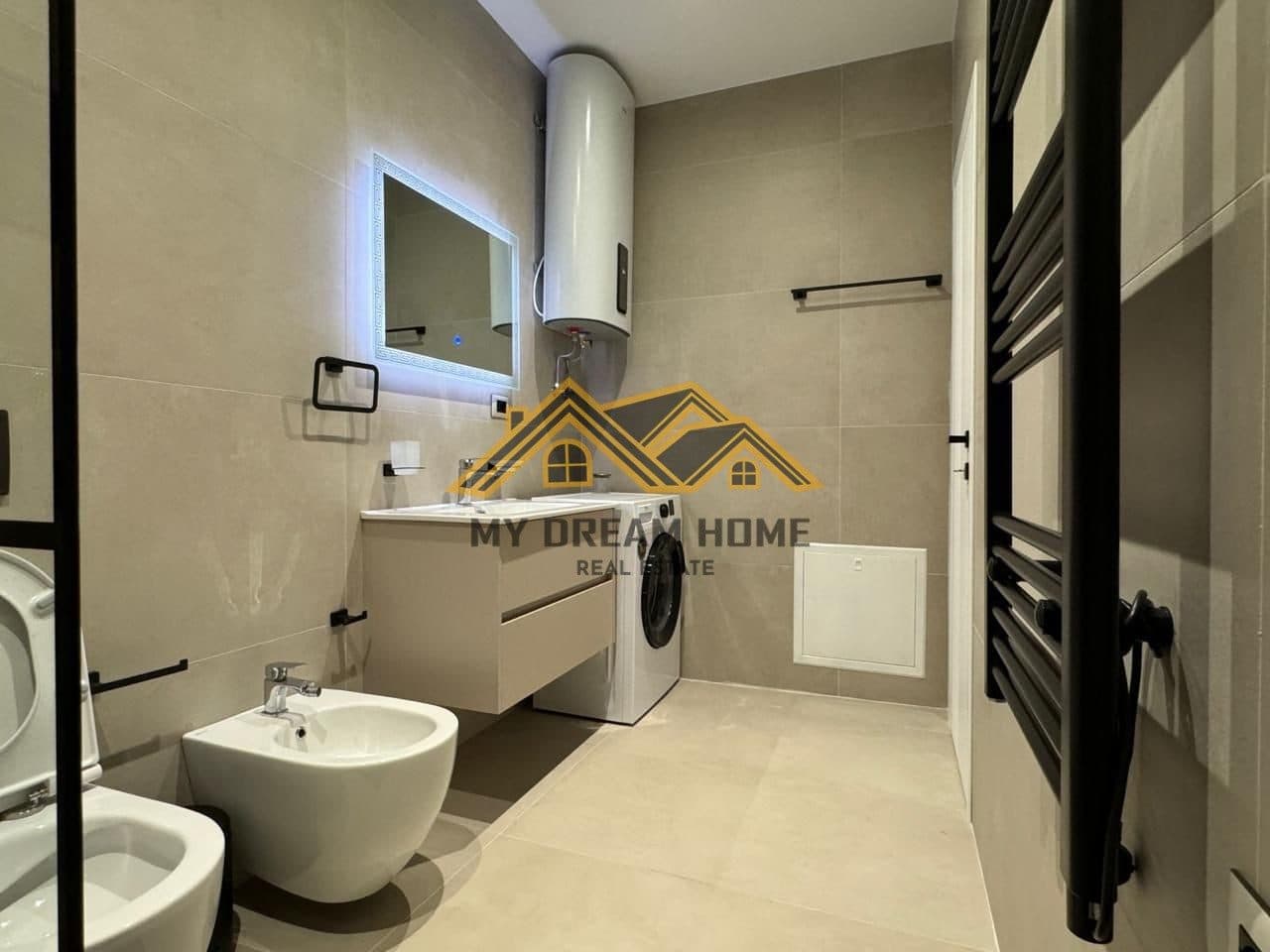 SHITET APARTAMENT 1+1 PLAZH DURRES 2