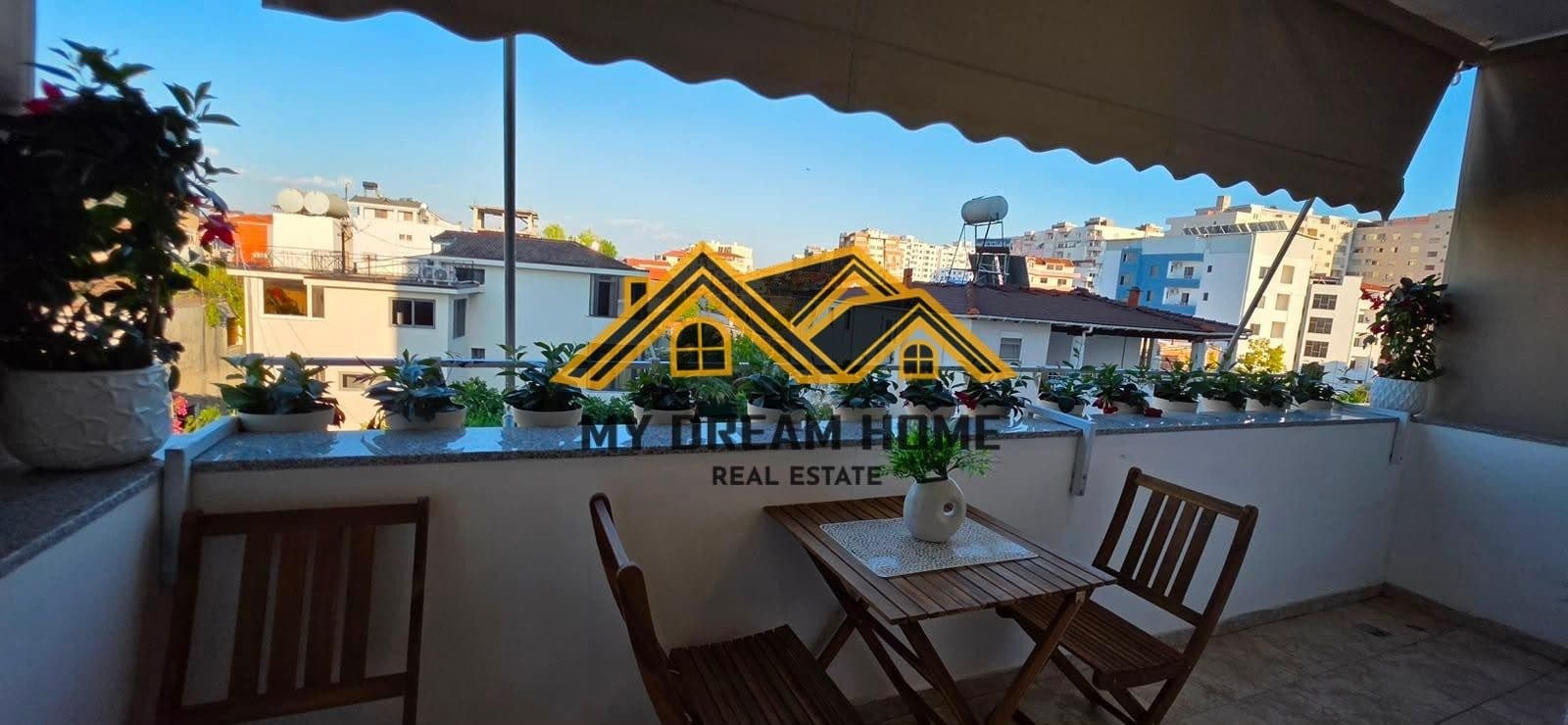 JEPET ME QIRA APARTAMENT 1+1 PALLAT I RI | PRANË PISTËS TEUTA PLAZH, DURRËS