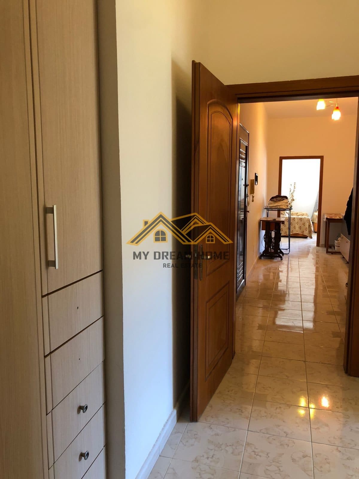 SHITET APARTAMENT 2+1+2 NE DURRES