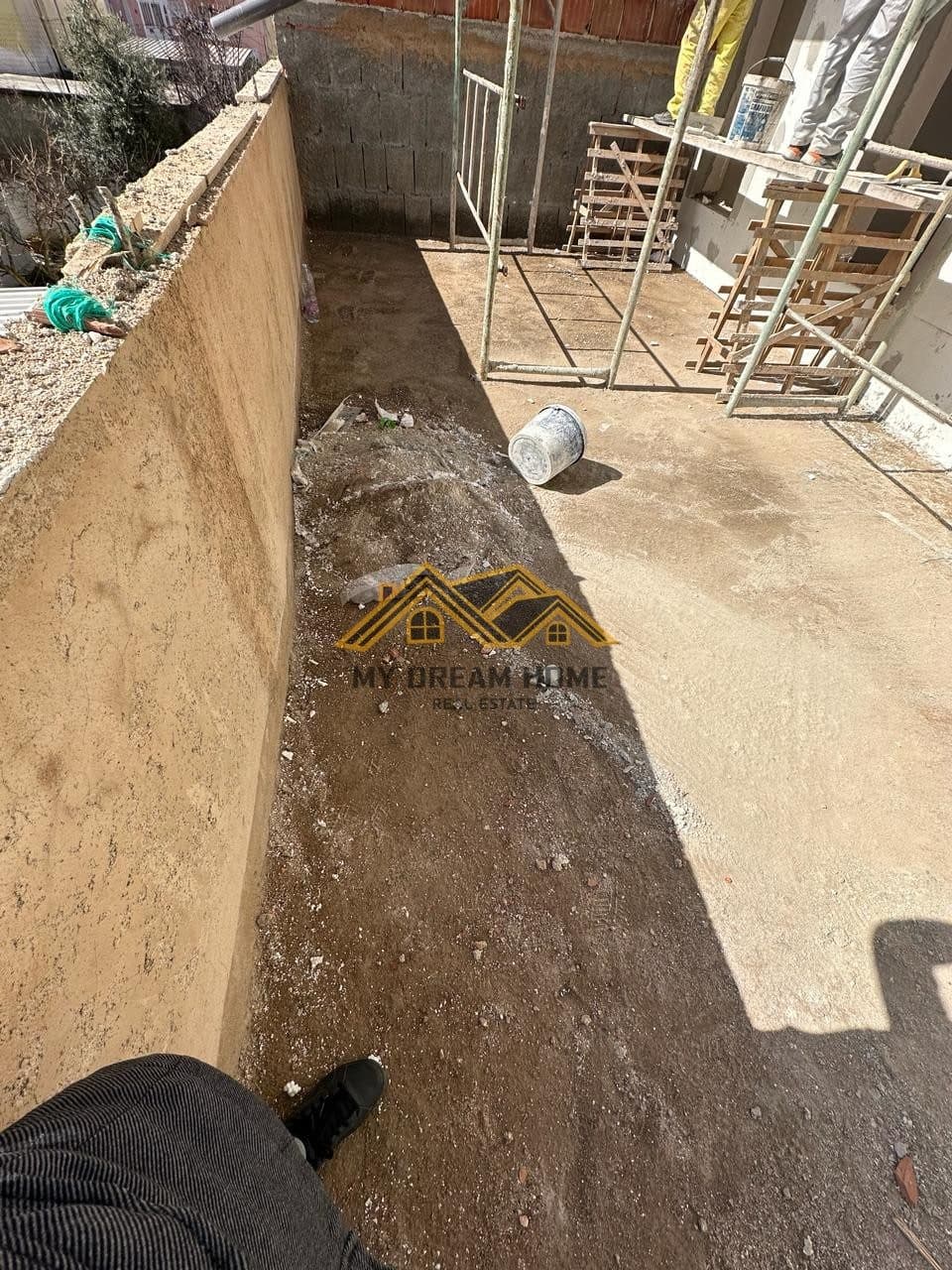 SHITET APARTAMENT 1+1+VERAND, PRANE TREGUT INDUSTRIAL, DURRES! 3