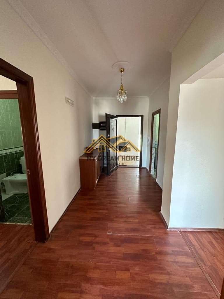 SHITET APARTAMENT 3+1+2 TEK TREGU I VOGEL! 2