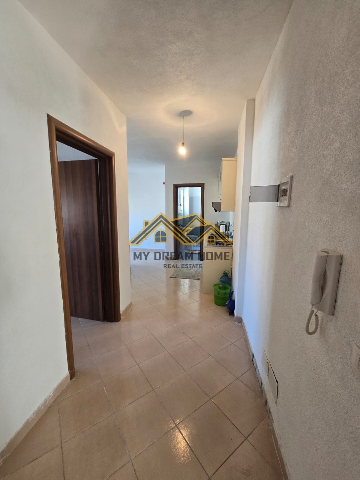 SHITET APARTAMENT 1+1 TEK SHKEMBI I KAVAJES DURRES! 3