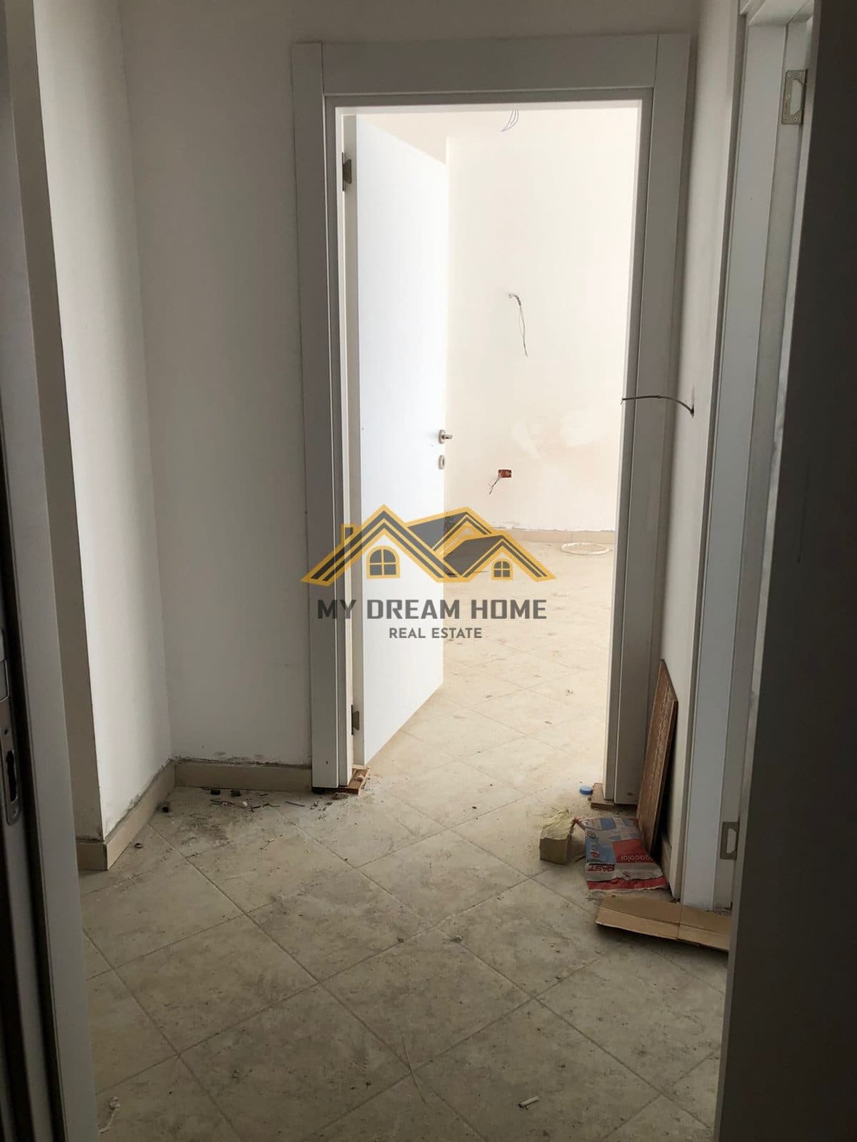 SHITET APARTAMENT 1+1 TE ISH URT-JA! 4