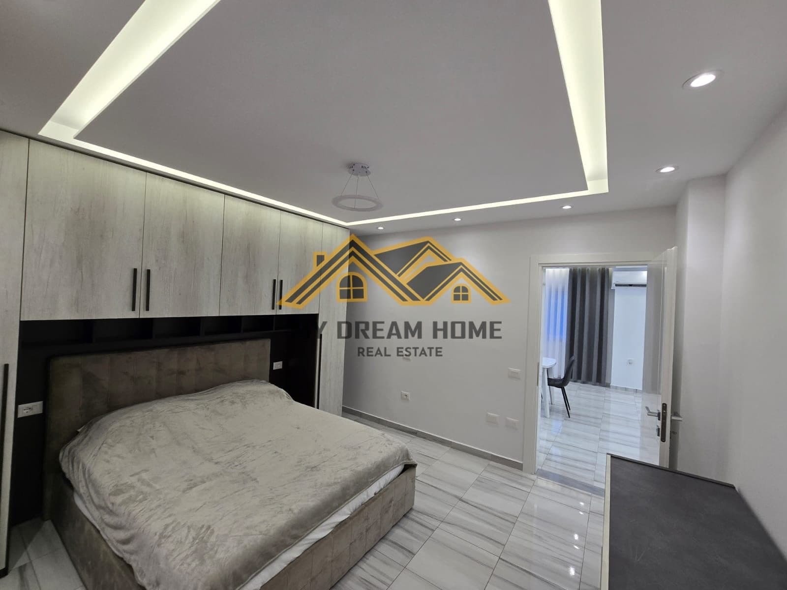 SHITET SUPER APARTAMENT 2+1 TEK SHKEMBI KAVAJES! 2