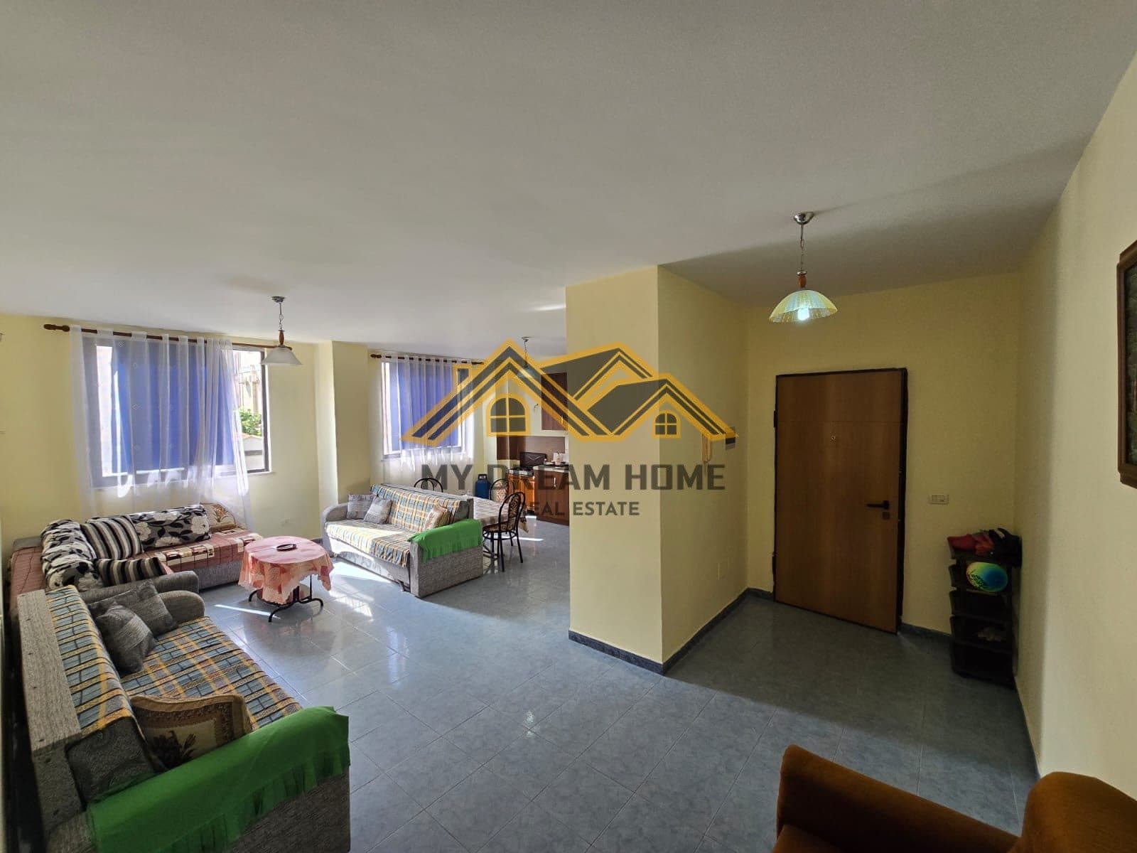 SHITET APARTAMENT AFER VILA KORAL!