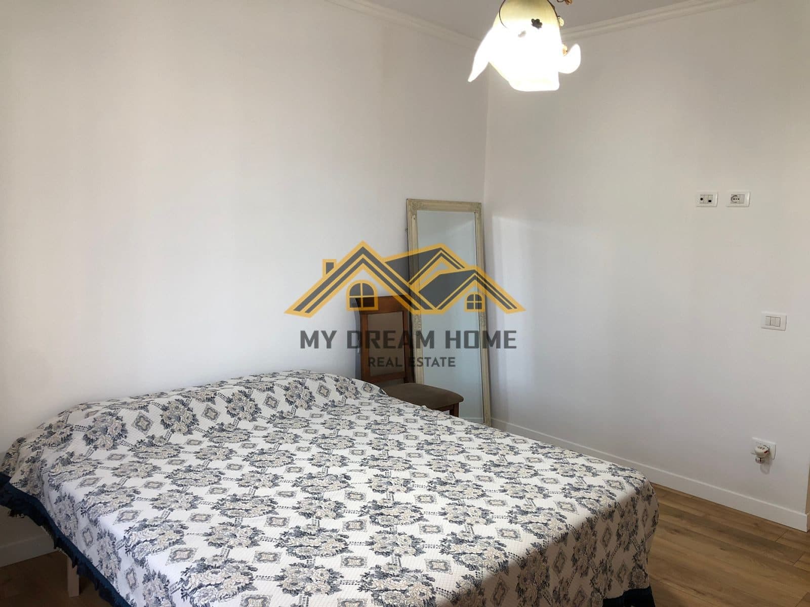 SHITET SUPER APARTAMENT 2+1+2 TEK TREGU I VOGEL! 3