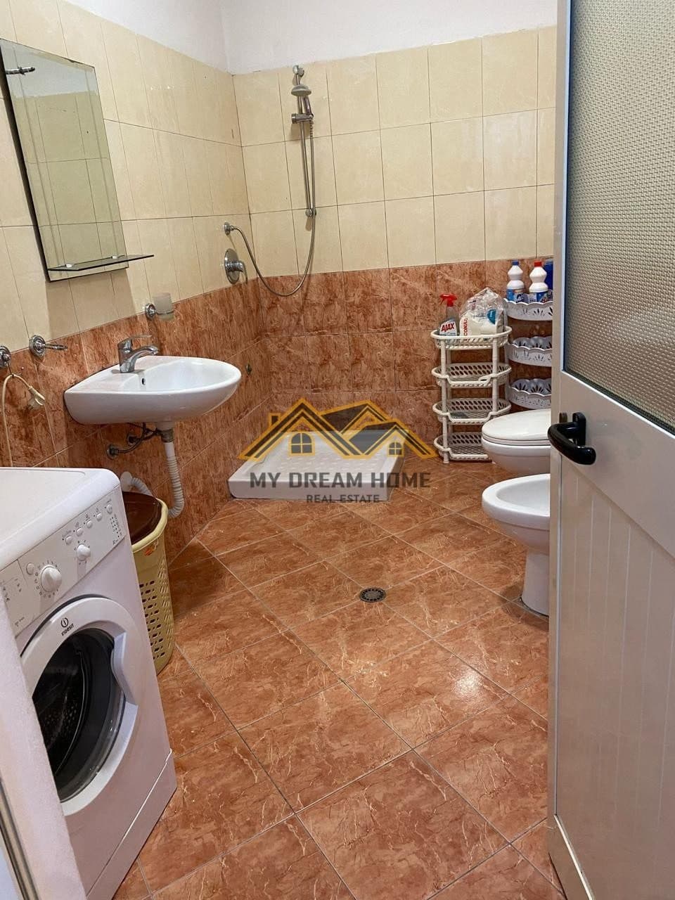 SHITET APARTAMENT 1+1 TEK POLIKLINIKA DURRES! 2