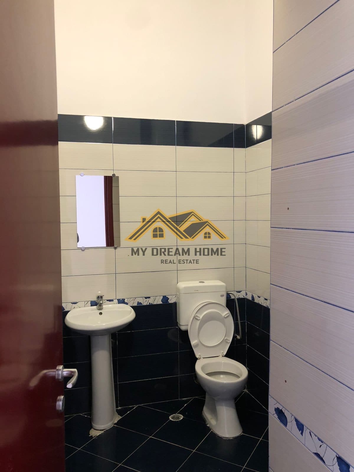 SHITET AMBJENT BIZNESI NE ZONEN E ISH URT-SE! 4