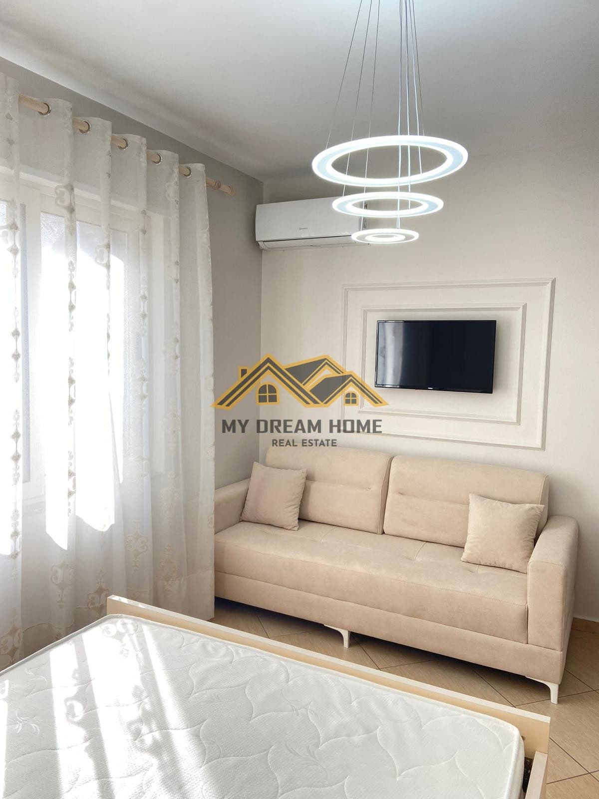 JEPET ME QERA GARSONIERE NE PLAZH DURRES TEK PINETA 2