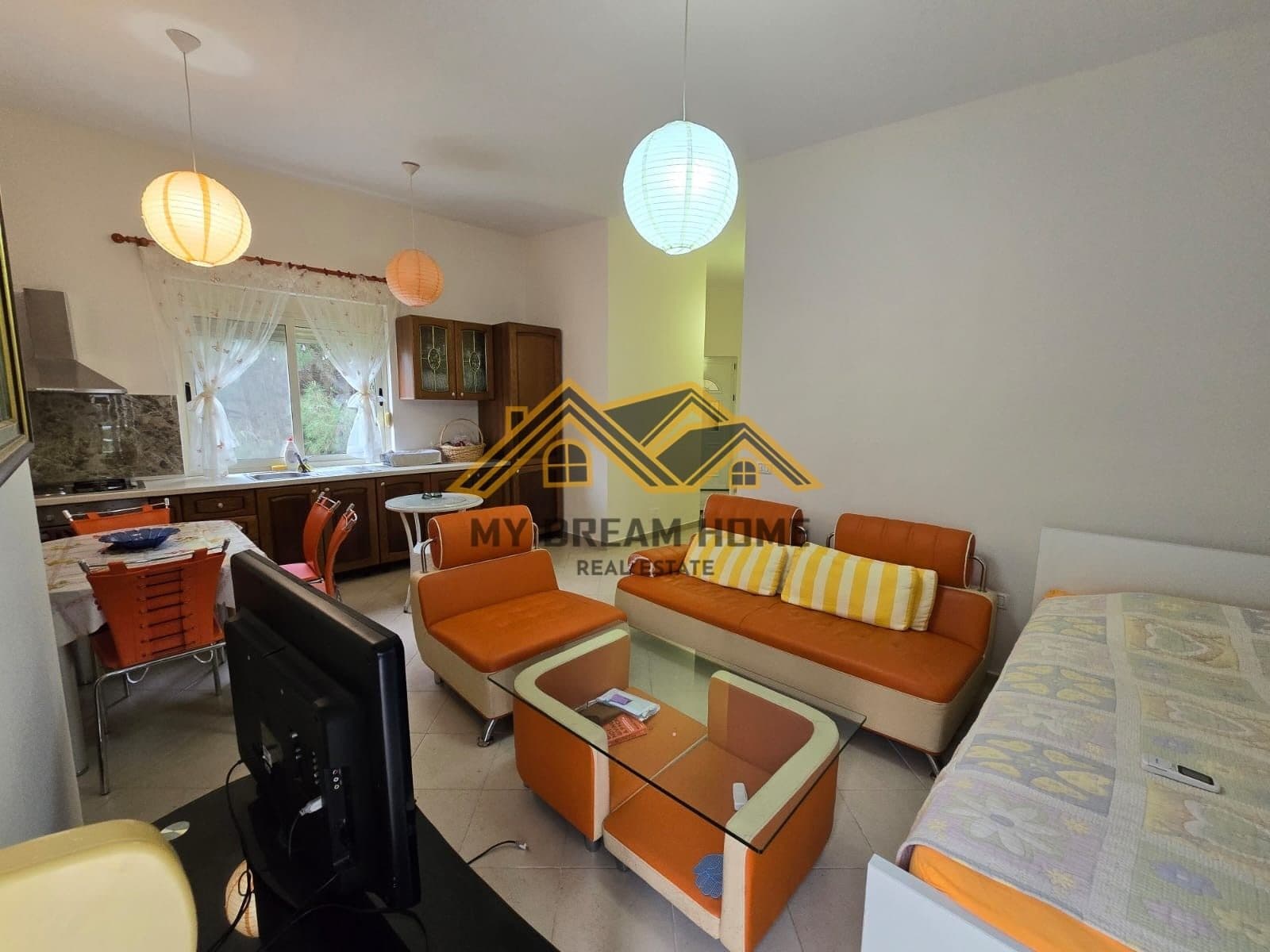 Shitet Apartament 1+1 +Verand tek Kompleksi Lura 1 Gjiri i Lalzit! 3