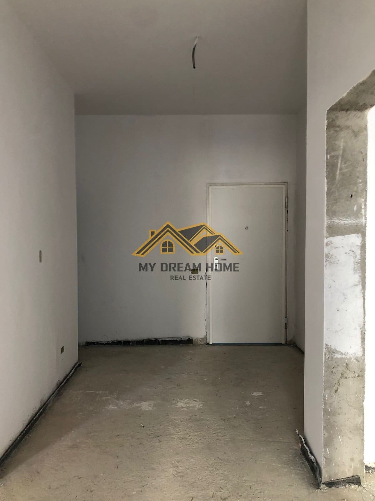 SHITET APARTAMENT 2+1+2 TE VOLLGA DURRES 3