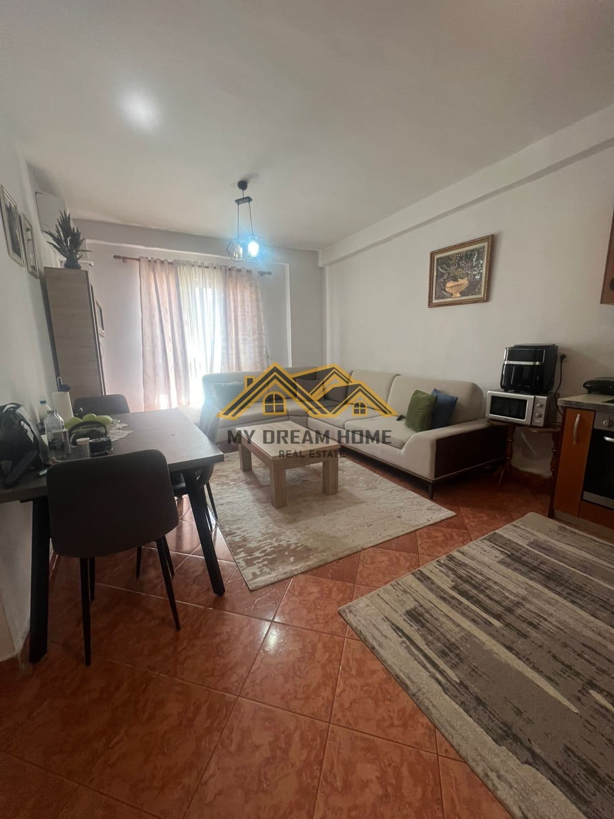 SHITET APARTAMENT 1+1 NE PLAZH DURRES!