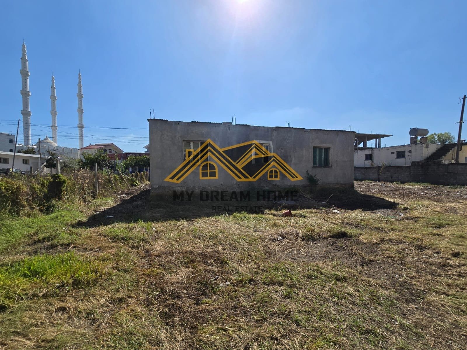 SHITET SHTEPI PRIVATE NE PLAZH DURRES!! 4
